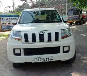 Mahindra TUV300 T6 Plus 2016