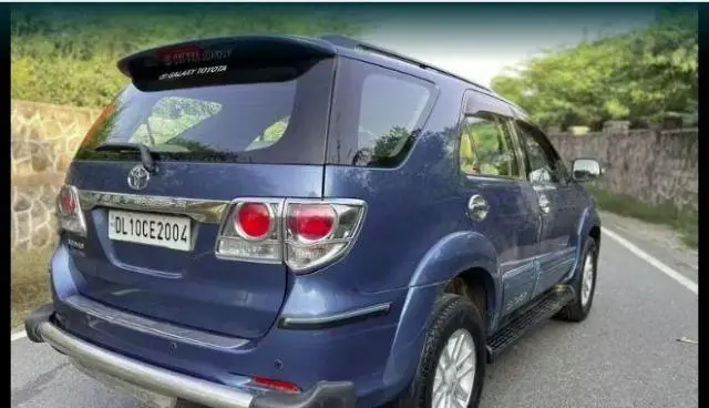 Toyota Fortuner 3.0 4X2 AT 2012