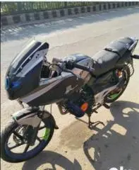 Bajaj Pulsar 220cc 2010