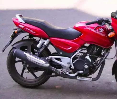Bajaj Pulsar 180cc 2006