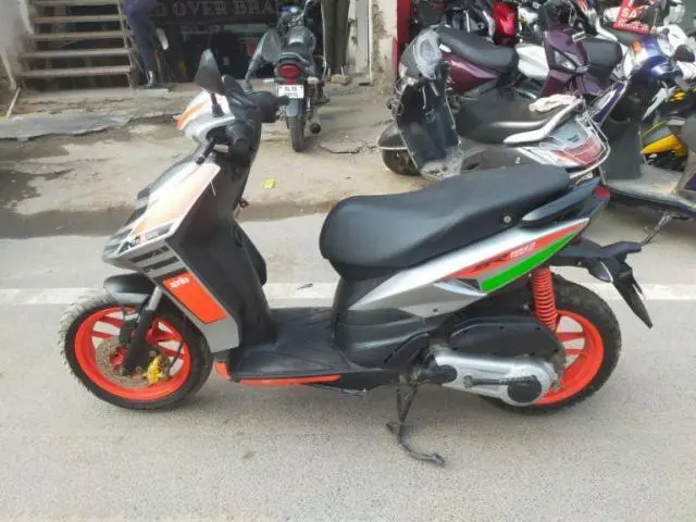 Aprilia SR 150 2018