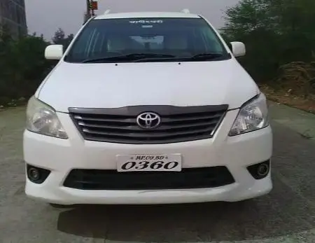 Toyota Innova 2.5 GX 7 STR BS IV 2014