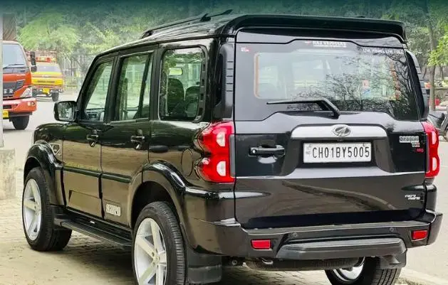 Mahindra Scorpio S9 2WD 7 SEATER 2019