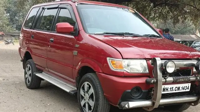 Chevrolet Tavera NEO LS B3 10 STR BS III 2009