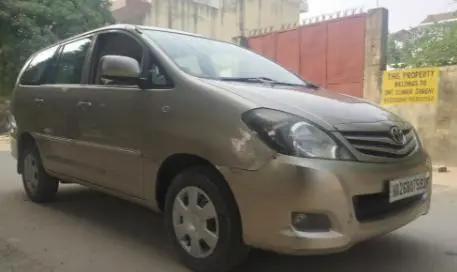 Toyota Innova 2.5 G4 7 STR 2012