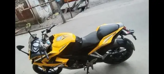 Bajaj Pulsar RS200 2017