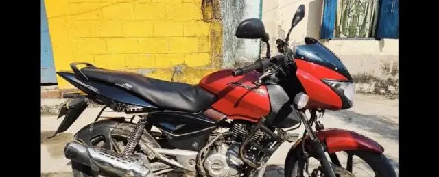 Bajaj Pulsar 150cc 2013