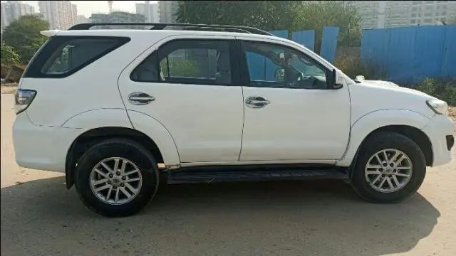 Toyota Fortuner 3.0 4X2 AT 2014