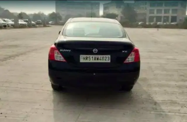 Nissan Sunny XV PETROL 2013