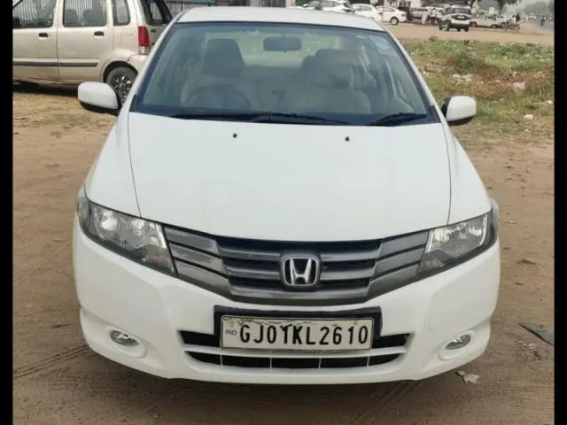 Honda City 1.5 V AT 2011