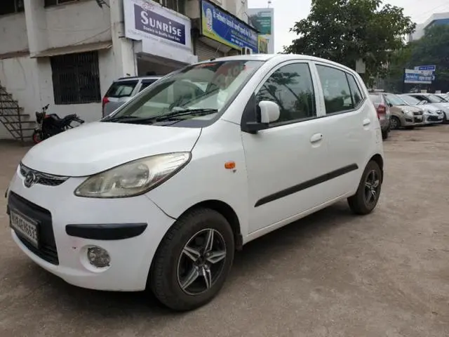 Hyundai i10 Sportz 1.2 AT 2010