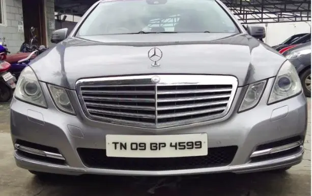Mercedes-Benz E-Class 220 CDI AT 2012