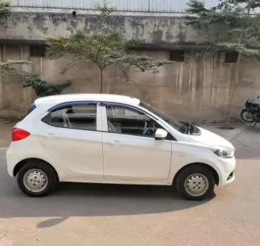 Tata Tiago Revotorq XM 2017