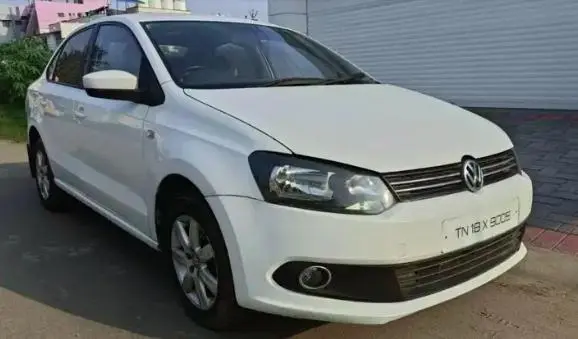 Volkswagen Vento 1.6L Highline 2012