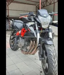 Benelli TNT 600i 2015