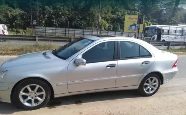 Mercedes-Benz C-Class 200 K MT 2006