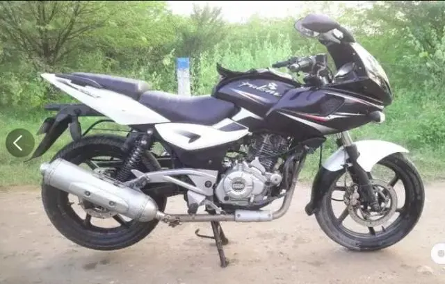 Bajaj Pulsar 150cc 2015