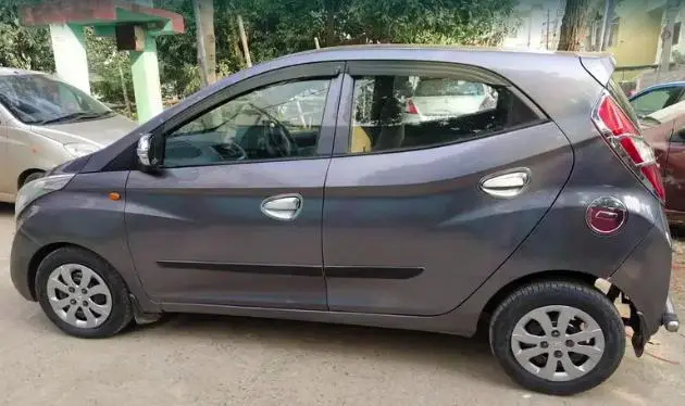 Hyundai Eon Magna + 2014