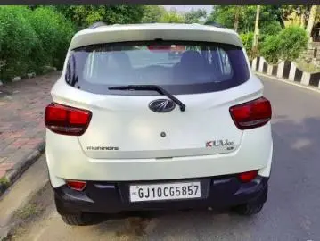 Mahindra KUV100 K8 D 6 STR 2016