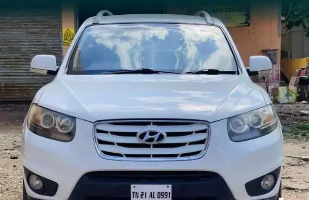 Hyundai Santa Fe 2WD MT 2012