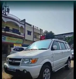 Chevrolet Tavera LS 2013