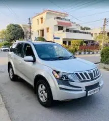 Mahindra XUV500 W8 2WD 2012