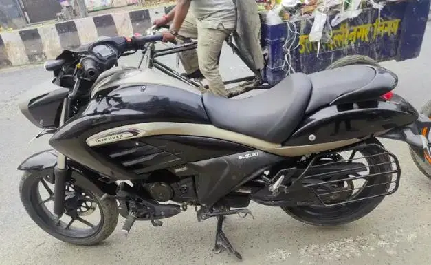 Suzuki Intruder 150cc 2017
