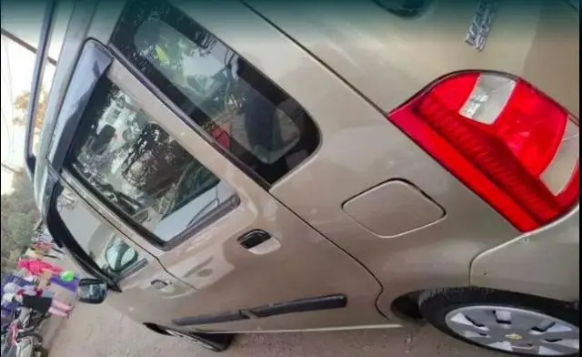 Maruti Suzuki Wagon R Duo LXi 2010