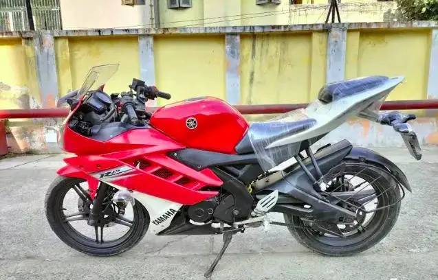 Yamaha YZF-R15 2.0 150cc 2015