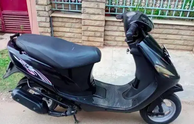 Mahindra Kine 71cc 2010
