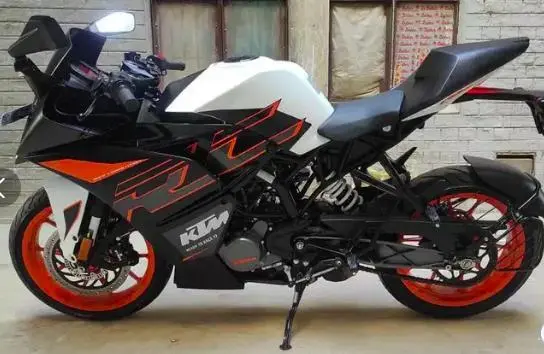 KTM RC 125 2021