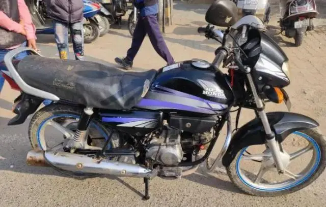 Hero CD Deluxe 100cc 2011