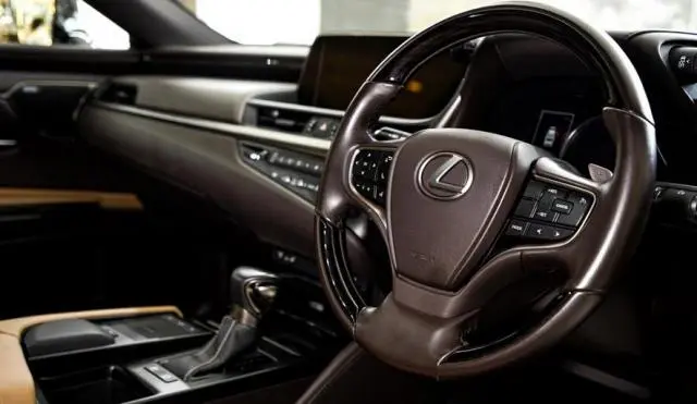 Lexus LX 570 2021