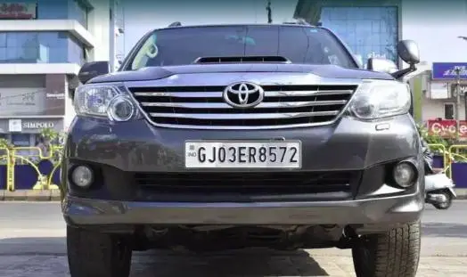 Toyota Fortuner 3.0 4X2 AT 2013