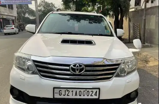 Toyota Fortuner 3.0 4X2 AT 2014
