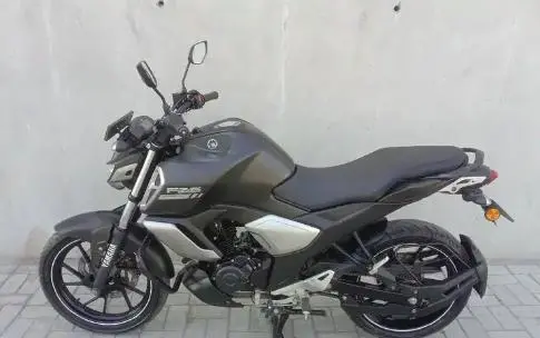 Yamaha FZS-FI V 3.0 150cc ABS Dark Knight BS6 2021