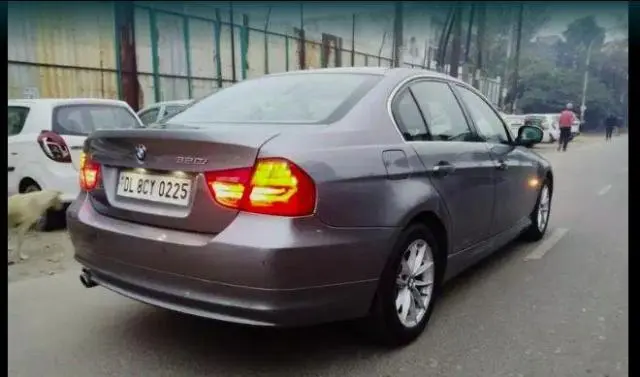BMW 3 Series 320I 2011
