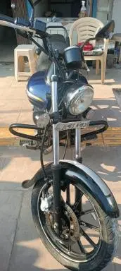 Bajaj Avenger Street 150 2015