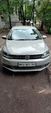 Volkswagen Jetta 2.0L TDI Highline 2012