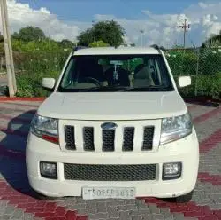 Mahindra TUV300 T8 2016