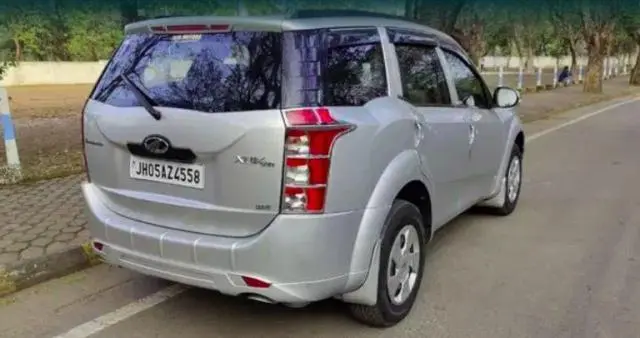 Mahindra XUV500 W4 2014
