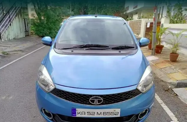 Tata Tiago Revotron XZ 2016