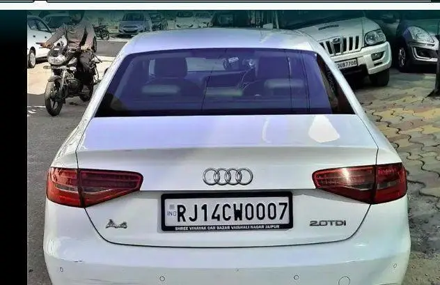 Audi A4 2.0 TDI MULTITRONIC 2013