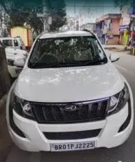 Mahindra XUV500 W4 2018
