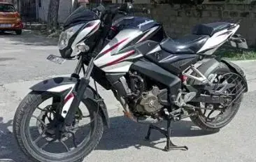 Bajaj Pulsar NS200 2015