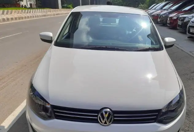 Volkswagen Polo Highline 1.2L (P) 2013