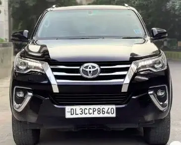 Toyota Fortuner 2.8 4x2 AT 2018