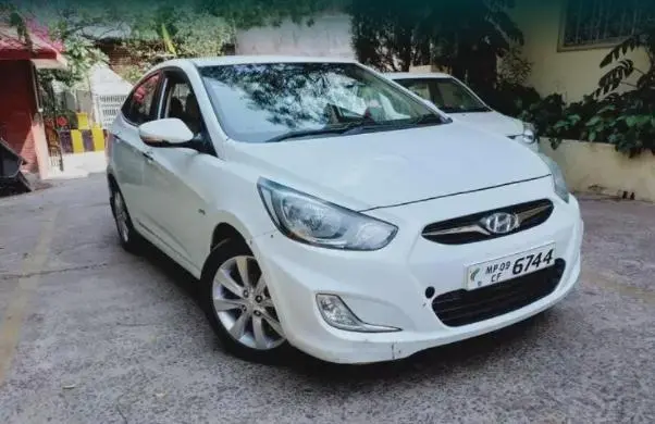 Hyundai Verna 1.6 CRDI SX (O) AT 2012
