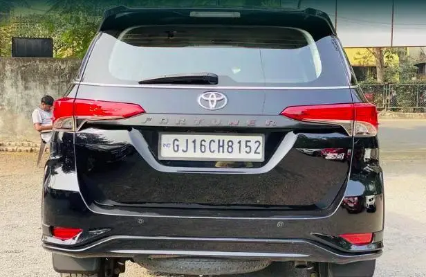 Toyota Fortuner 2.8 4x4 MT 2018