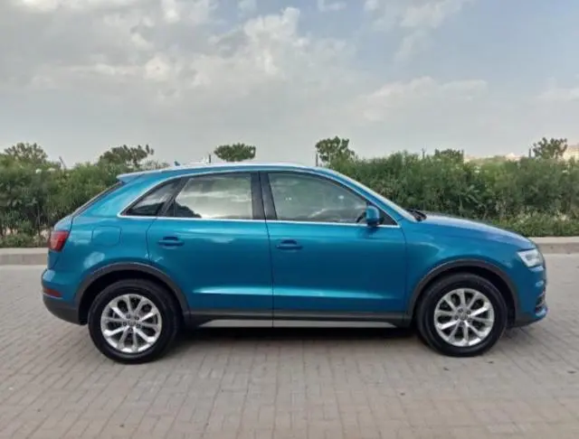 Audi Q3 35 TDI Premium + Sunroof 2017